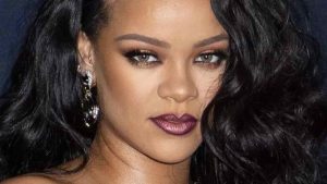 Critiche contro il look da Met Gala di Rihanna
