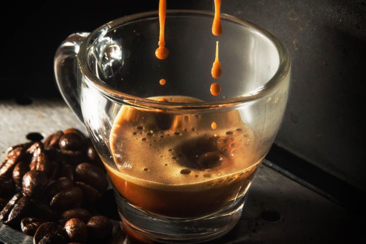 consigli per ridurre l'assunzione di caffè