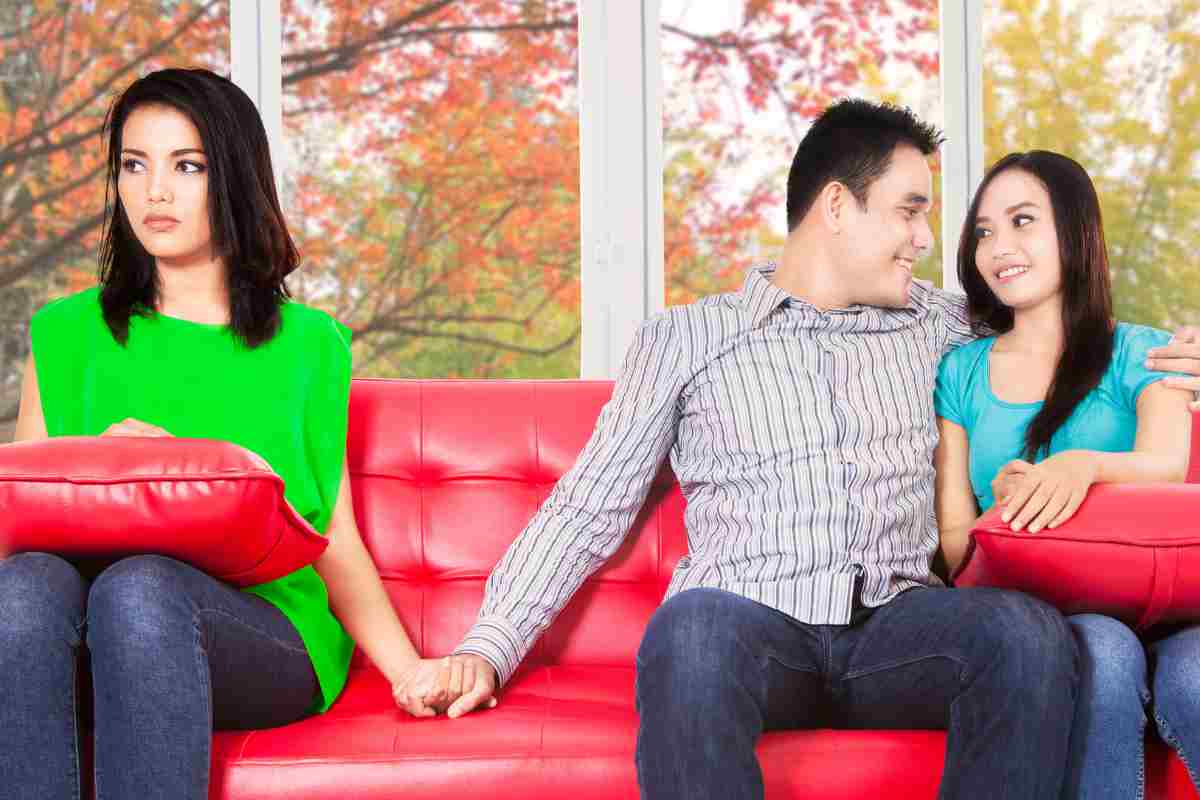 i 4 comportamenti che indicano un tradimento del vostro partner