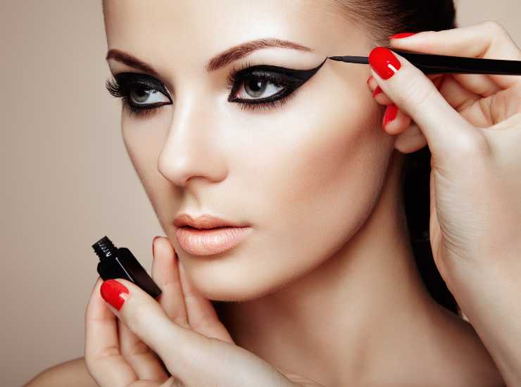 trucco occhi anti caldo