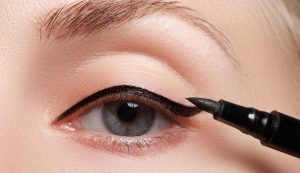 eyeliner perfetto - modaeimmagine.it