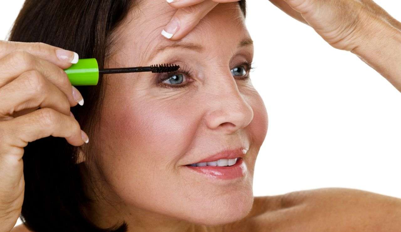 Come migliorare lo sguardo con il trucco over 50