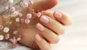 manicure elegante - modaeimmagine.it